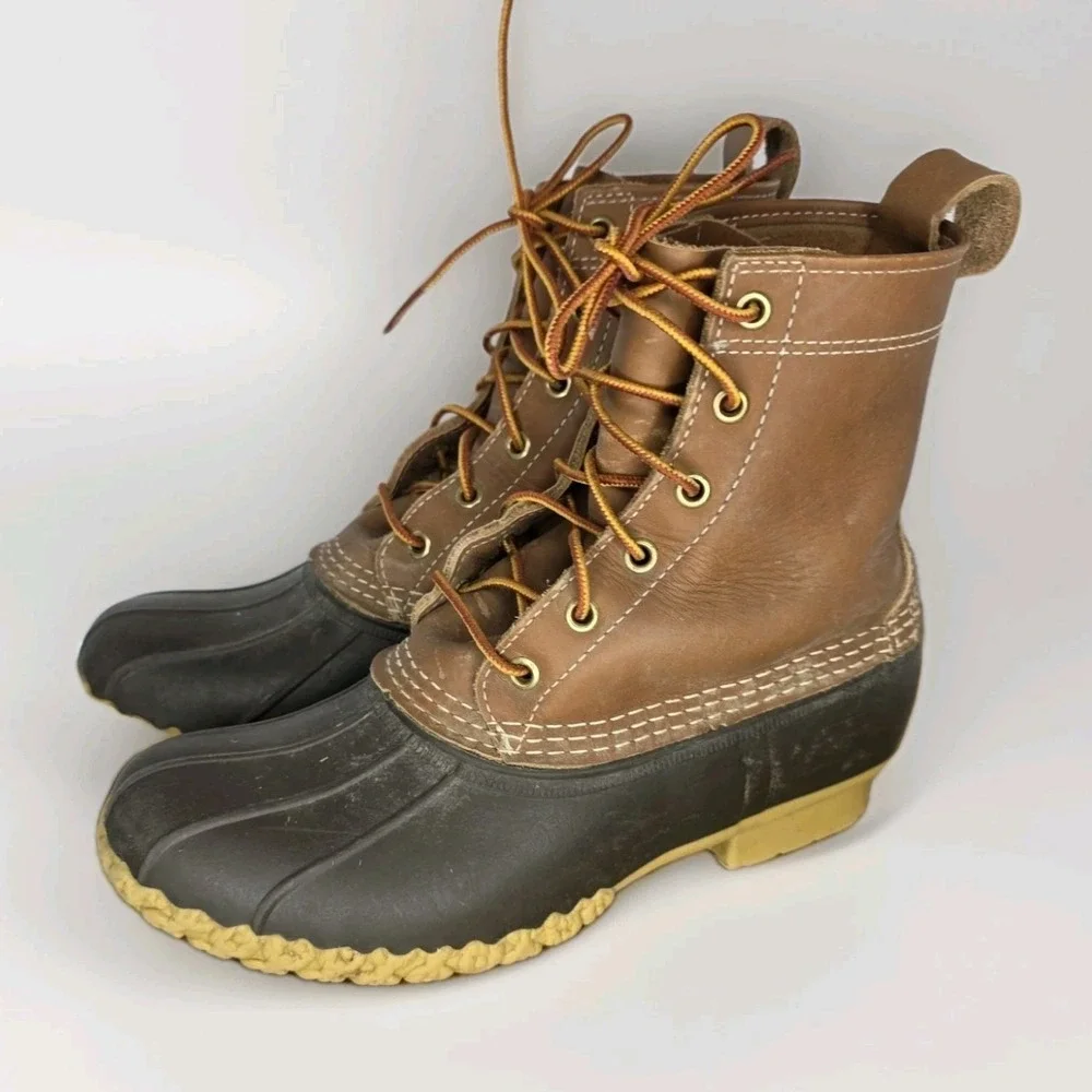 L.L. Bean Bean Boots Women's 8 Waterproof Leather Rubber‎ Duck Boots 6 Eyelet